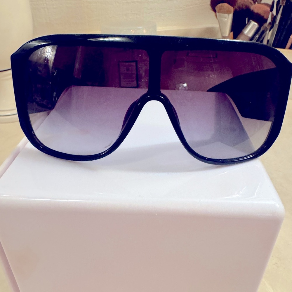CHANEL Shield sunglasses